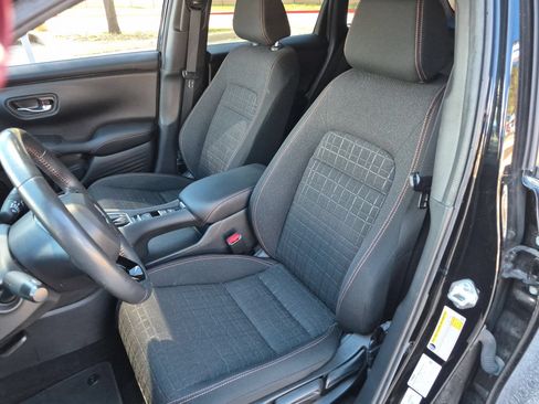 Used 2023 Honda HR-V Sport image 13