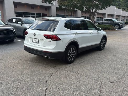 Used 2020 Volkswagen Tiguan S image 5