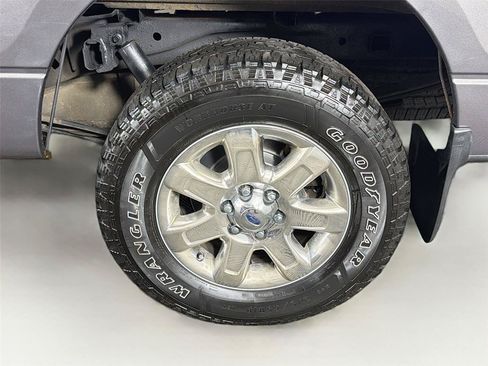 Used 2014 Ford F150 XLT w/ Equipment Group 302A Luxury AWD/4WD image 33
