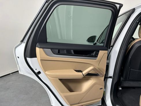 New 2026 Porsche Cayenne AWD/4WD image 28