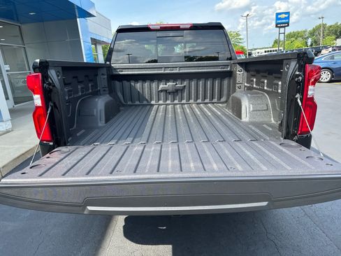 New 2026 Chevrolet Silverado 1500 RST w/ RST All Star Premium Package AWD/4WD image 9
