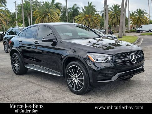 Used 2023 Mercedes-Benz GLC 300 4MATIC Coupe image 1