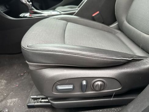 Used 2023 Buick Encore GX Select w/ Experience Buick Package image 16