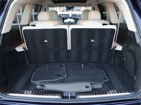 Used 2021 Mercedes-Benz GLS 580 4MATIC image 48