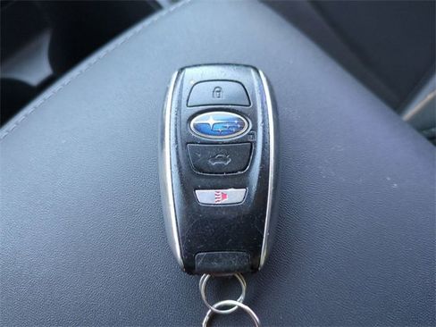 Used 2020 Subaru Outback Premium image 34