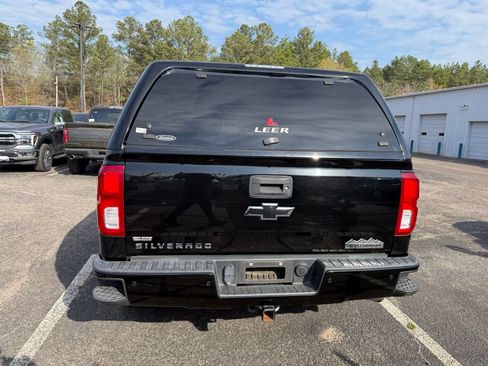 Used 2017 Chevrolet Silverado 1500 High Country AWD/4WD image 6