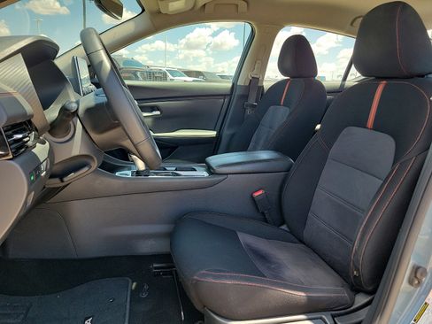 Used 2024 Nissan Sentra SR w/ Lighting Package FWD image 12