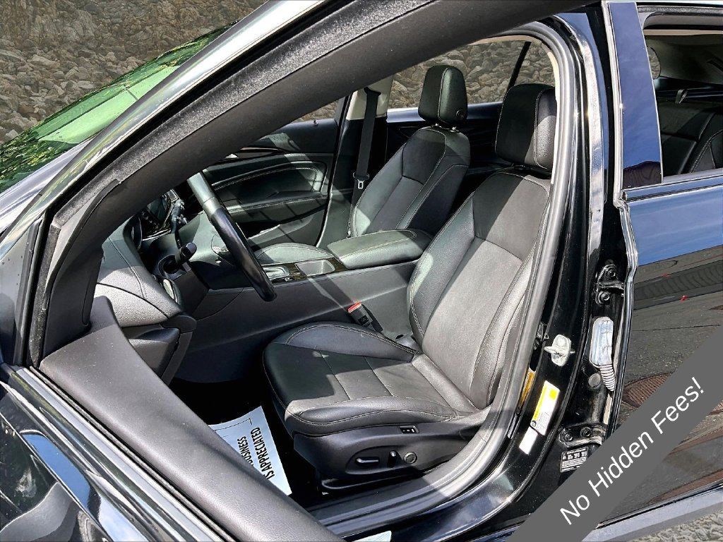 Used 2018 Buick Regal Essence w/ Driver Confidence Package #1 AWD/4WD image 21
