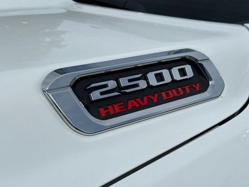 Used 2023 RAM 2500 Laramie AWD/4WD image 6
