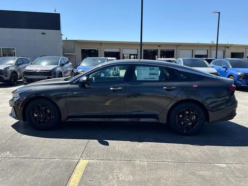 New 2026 Kia K5 LXS FWD image 5