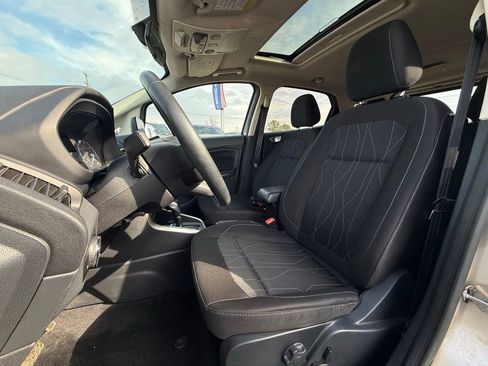 Used 2019 Ford EcoSport SE image 19