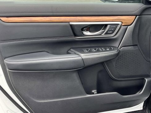 Used 2020 Honda CR-V Touring image 24