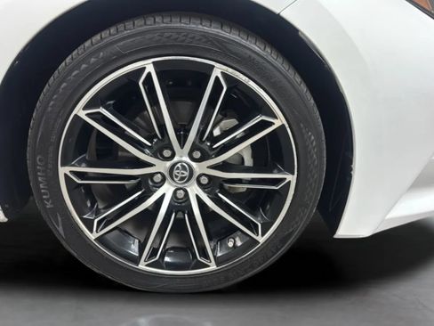 Used 2019 Toyota Avalon XSE w/ Carpet Mat Package FWD image 25