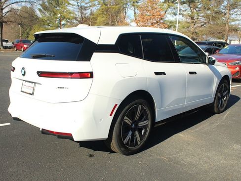 New 2026 BMW iX xDrive45 w/ Premium Package image 9