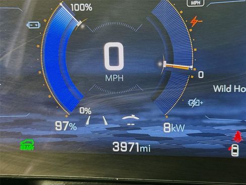 Used 2024 Chevrolet Blazer EV LT image 2