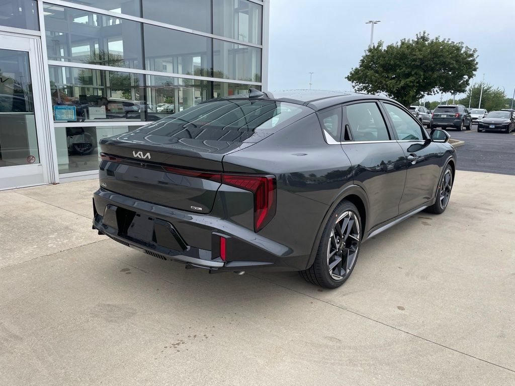 New 2026 Kia K4 GT-Line Turbo w/ GT-Line Premium Package FWD image 5