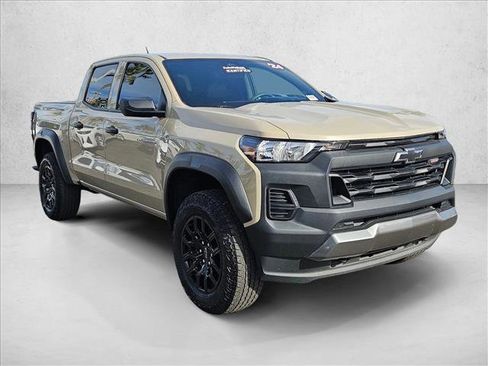 Used 2024 Chevrolet Colorado Trail Boss image 3