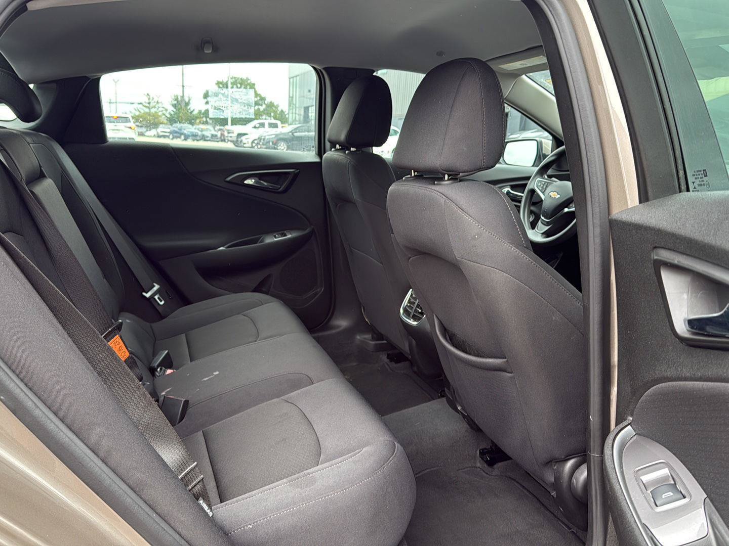 Used 2023 Chevrolet Malibu LT FWD image 11