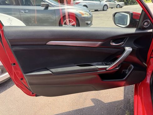 Used 2017 Honda Civic Si image 10