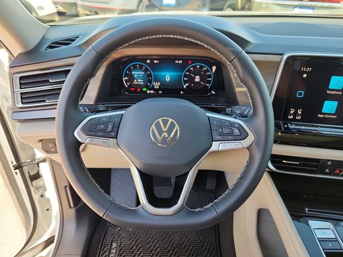 New 2026 Volkswagen Atlas SE FWD image 16