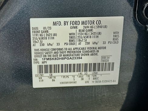 Used 2023 Ford Explorer XLT AWD/4WD image 32
