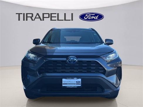 Used 2019 Toyota RAV4 LE image 8