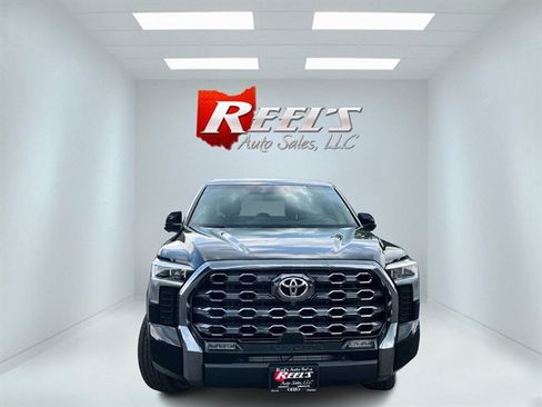 Used 2023 Toyota Tundra Platinum AWD/4WD image 3