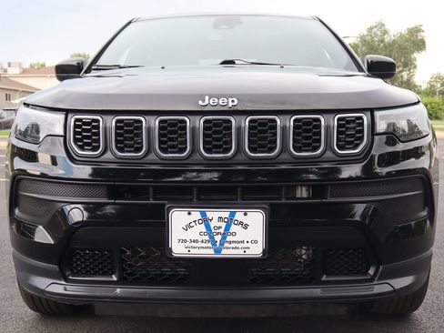 Used 2024 Jeep Compass Sport AWD/4WD image 13