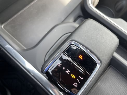 Used 2025 Chevrolet Silverado 1500 LTZ AWD/4WD image 15