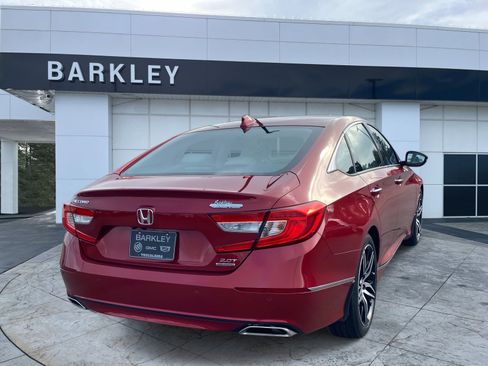 Used 2021 Honda Accord Touring image 7