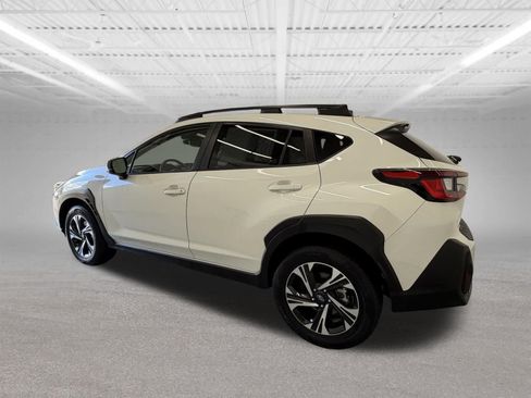 Used 2024 Subaru Crosstrek 2.0i Premium w/ Crosstrek Mirror Package AWD/4WD image 3