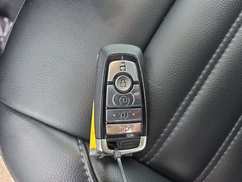 Used 2024 Ford Edge SEL w/ Convenience Package AWD/4WD image 35
