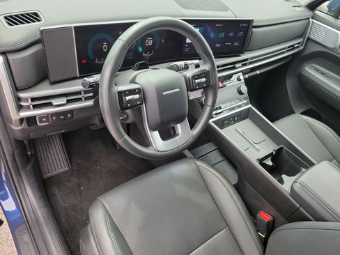 Used 2025 Hyundai Santa Fe SEL AWD/4WD image 13