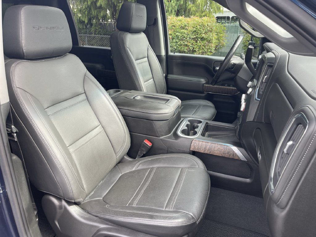 Used 2022 GMC Sierra 2500 Denali AWD/4WD image 28