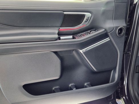 New 2025 Ford Expedition Platinum w/ Stealth Appearance Package image 17