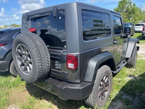 Used 2016 Jeep Wrangler Sport AWD/4WD image 3