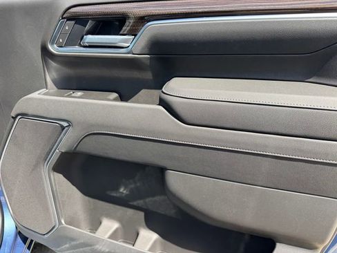 New 2026 Chevrolet Silverado 2500 LT w/ All Star Edition AWD/4WD image 8