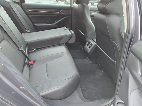 Used 2019 Honda Accord EX-L image 11
