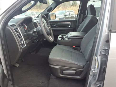 Used 2022 RAM 1500 Classic Warlock image 9