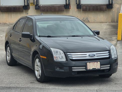 Used 2007 Ford Fusion SE image 3