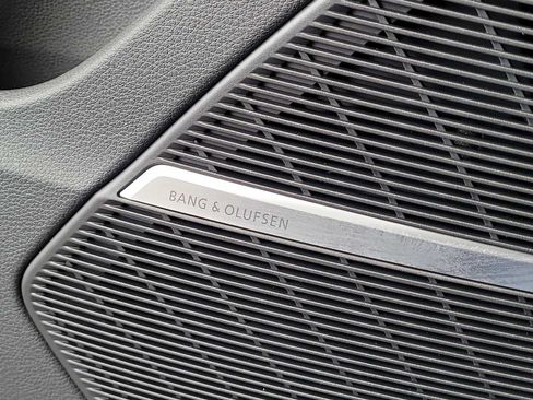 New 2026 Audi SQ7 Prestige AWD/4WD image 21