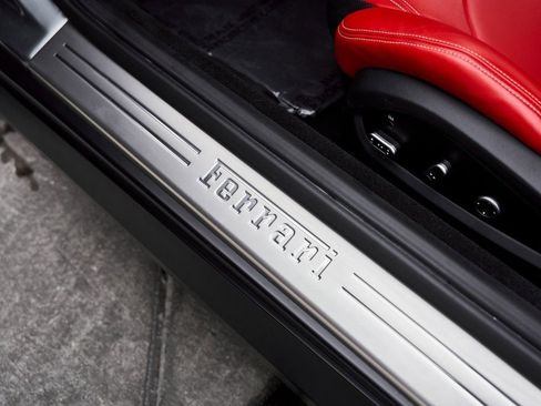Used 2020 Ferrari GTC4Lusso T RWD image 38