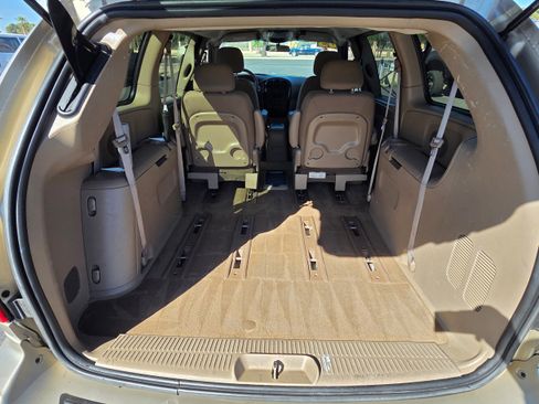 Used 2003 Chrysler Town & Country LX FWD image 22