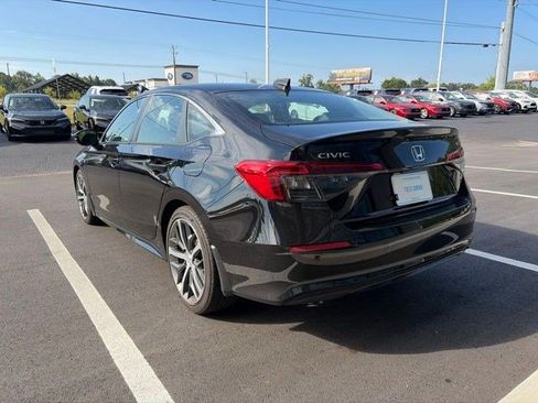 Certified 2024 Honda Civic Touring image 3
