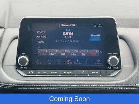 Used 2024 Nissan Rogue S FWD image 13