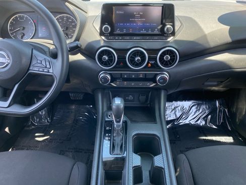 Used 2025 Nissan Sentra S FWD image 11