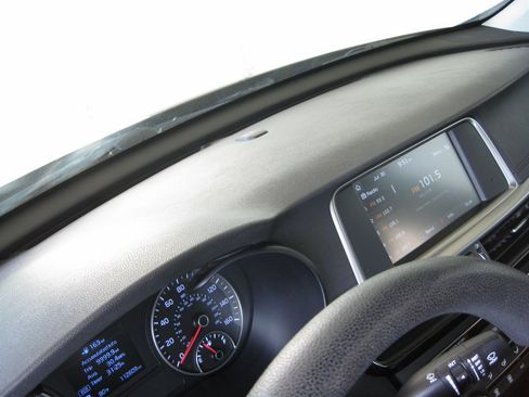 Used 2019 Kia Optima LX w/ LX 17" Wheel Package FWD image 20
