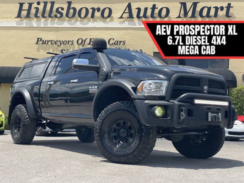 Used 2018 RAM 3500 Laramie w/ Convenience Group AWD/4WD image 1