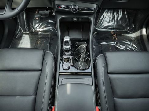 New 2026 Volvo XC40 B5 Plus w/ Climate Package AWD/4WD image 26