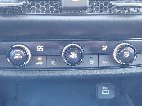 Certified 2023 Honda HR-V LX image 19